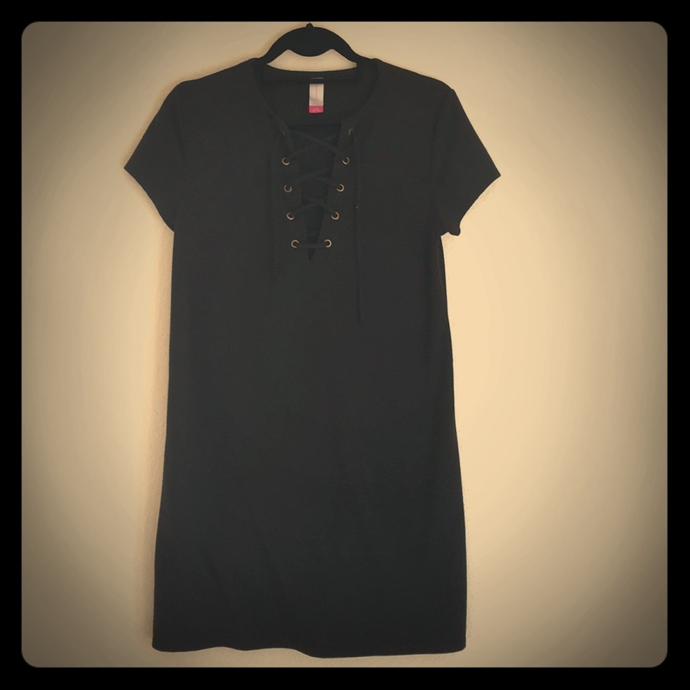 Short black dress with lace up v-neck